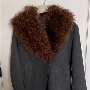 Women's H&M Gray Coat with Faux Fur Collar